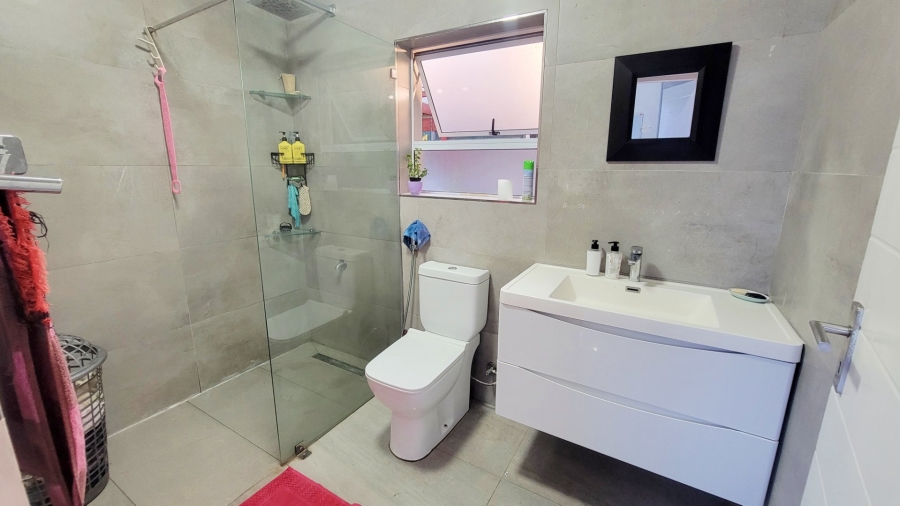 3 Bedroom Property for Sale in Strandfontein Western Cape